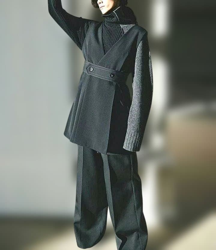 美品 2way ウジョー ベスト ジレ ブラック Vネック モード モノトーン