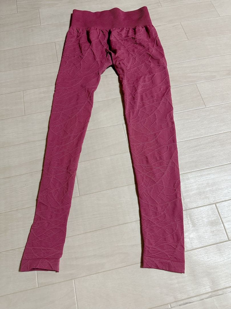 【モカさま専用】ジオメトリックアクティブレギンス&ブラトップセットS