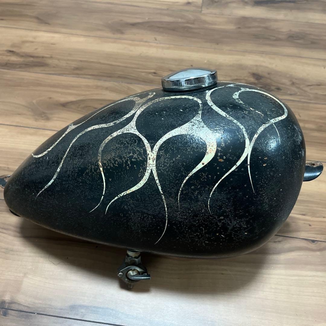 ハーレー　チョッパー　ピーナッツタンク