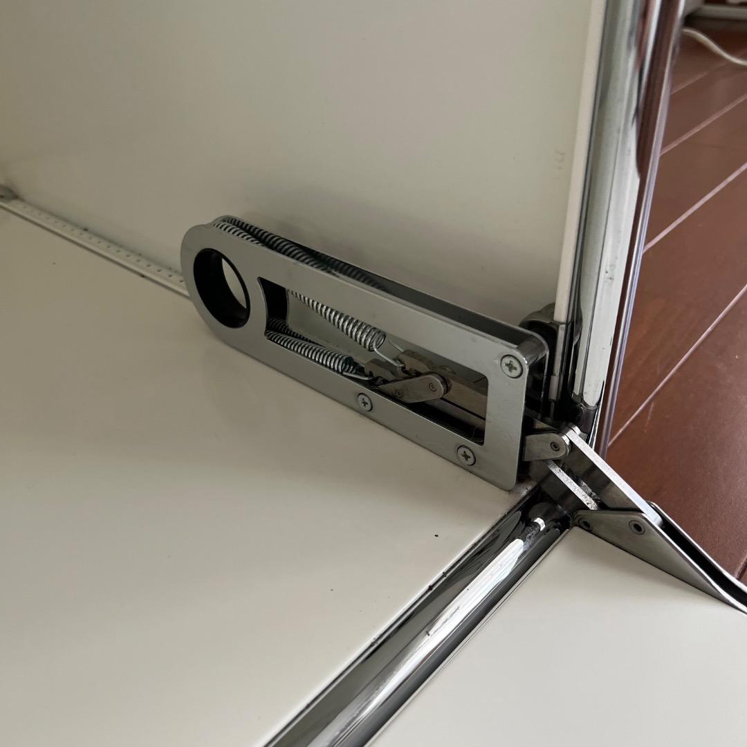 USMハラー　ローボード　ピュアホワイト