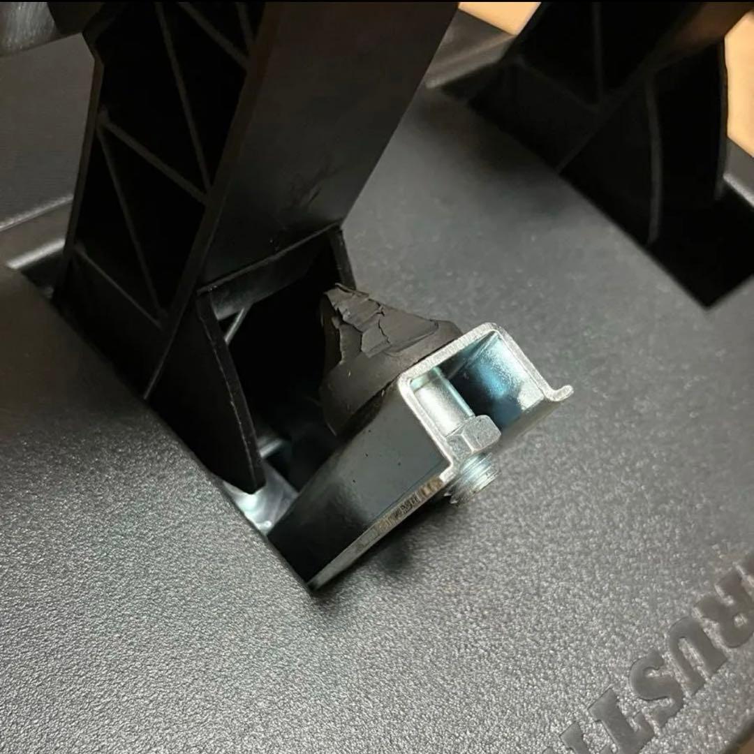 その他 Thrustmaster T300RS