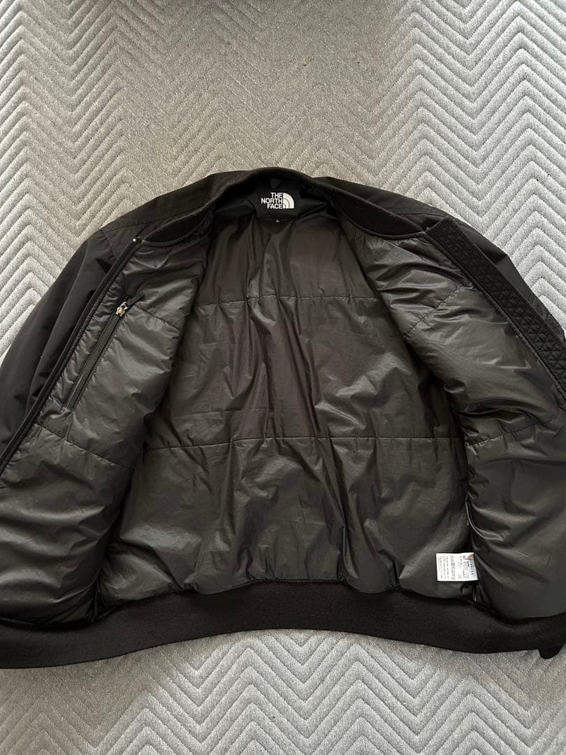 The North Face 中綿入りMA-1ジャケット ブラック