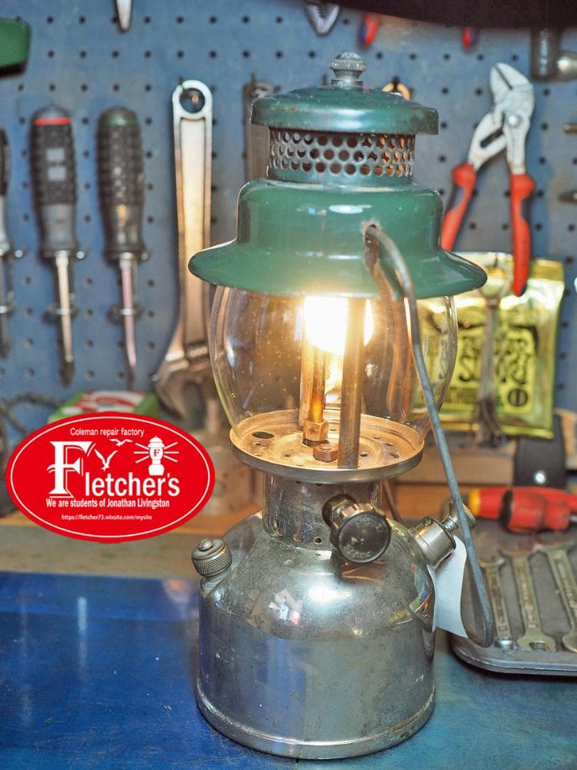 燃焼絶好調1947年12月製　コールマン 242C Coleman u01