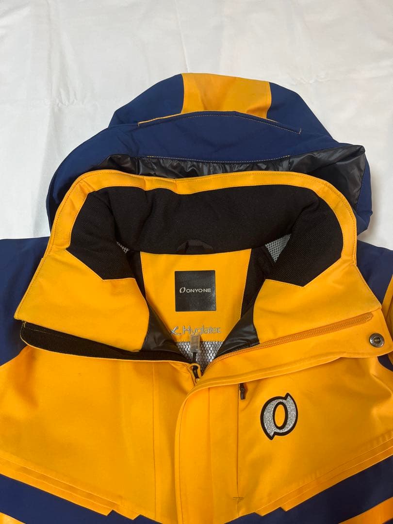 ONONE オンヨネ　デモ スキーウェア セット