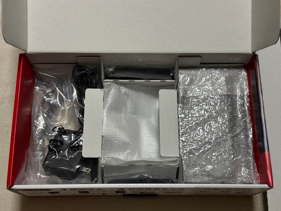 （欠品あり）Nintendo Switch バッテリー強化版 本体