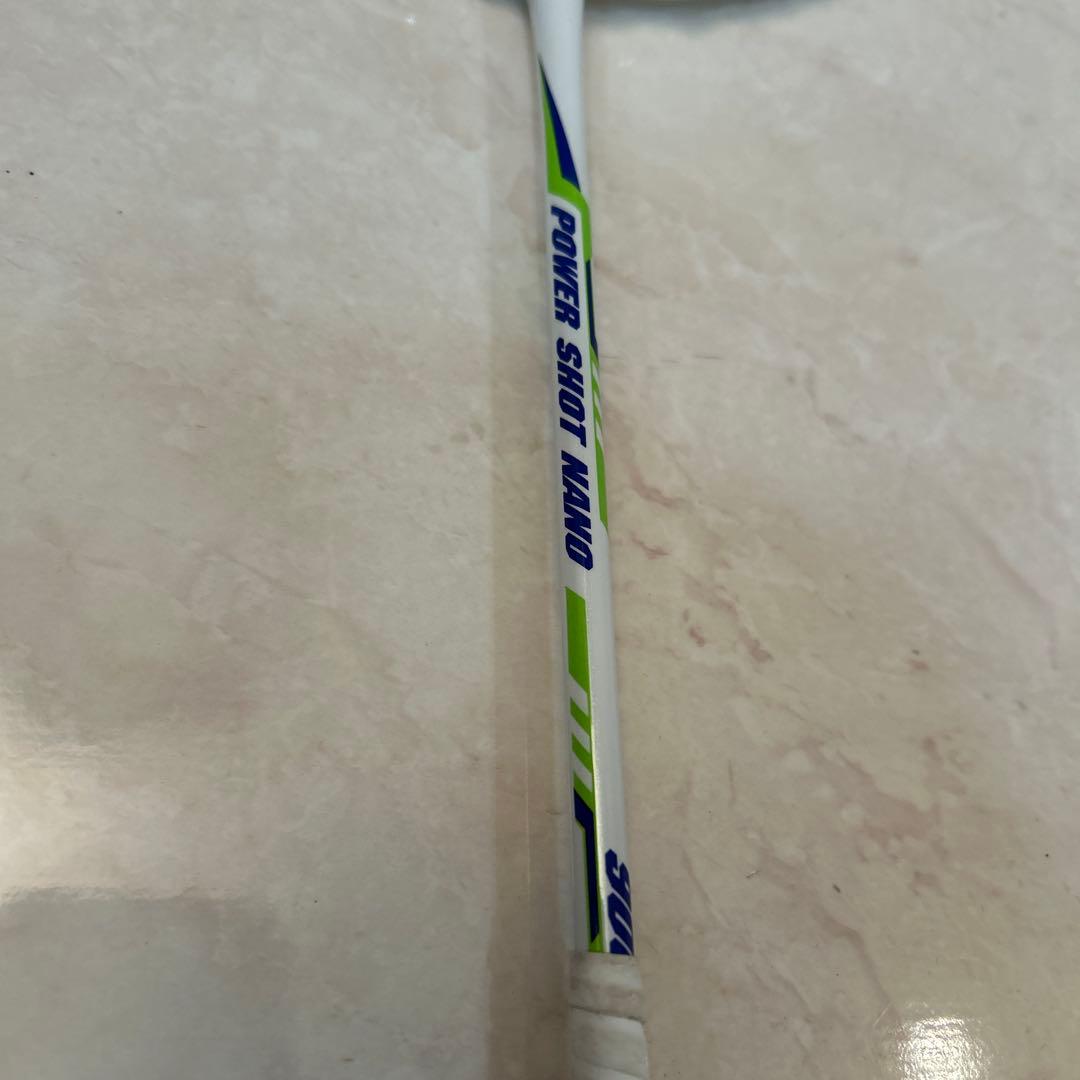 バドミントンラケット2本セット