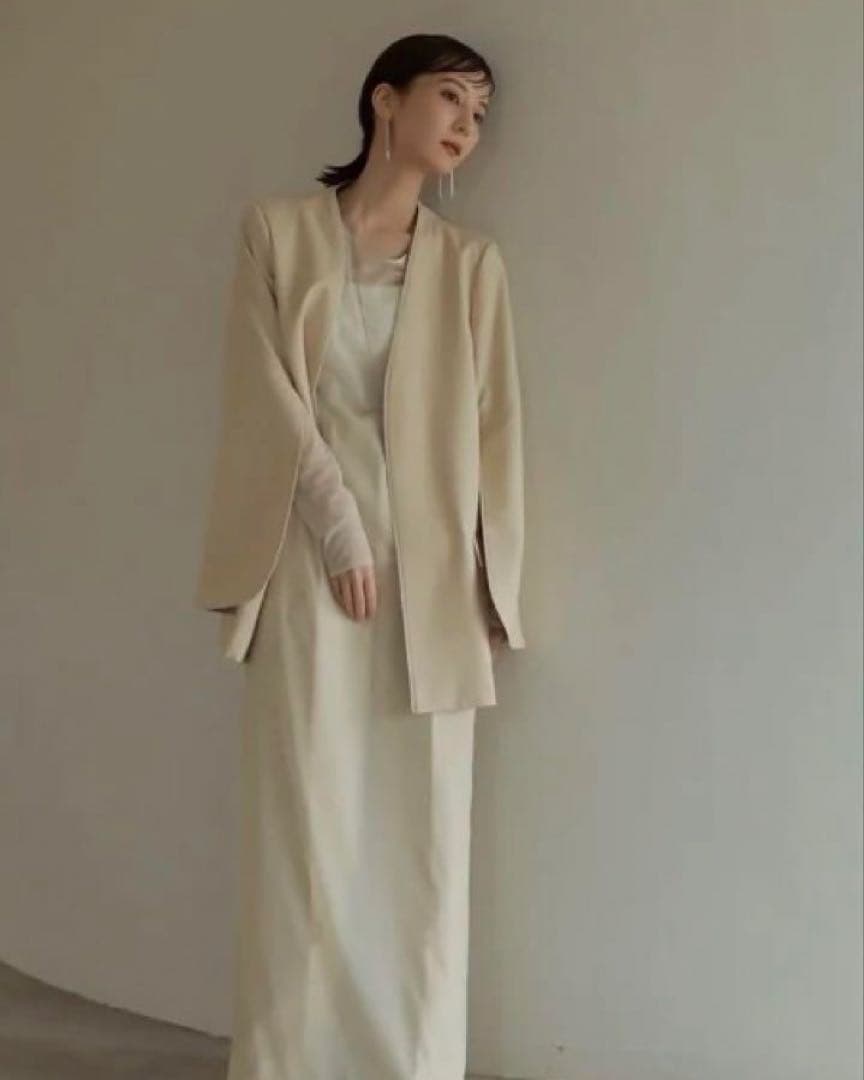 louren ノーカラージャケット