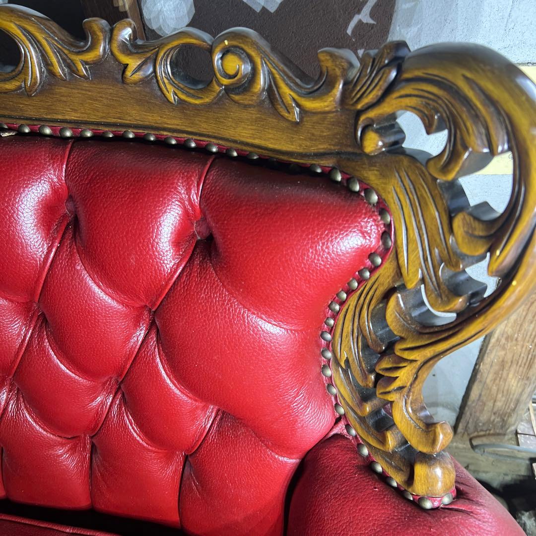 クラシック赤レザー3人掛けソファ