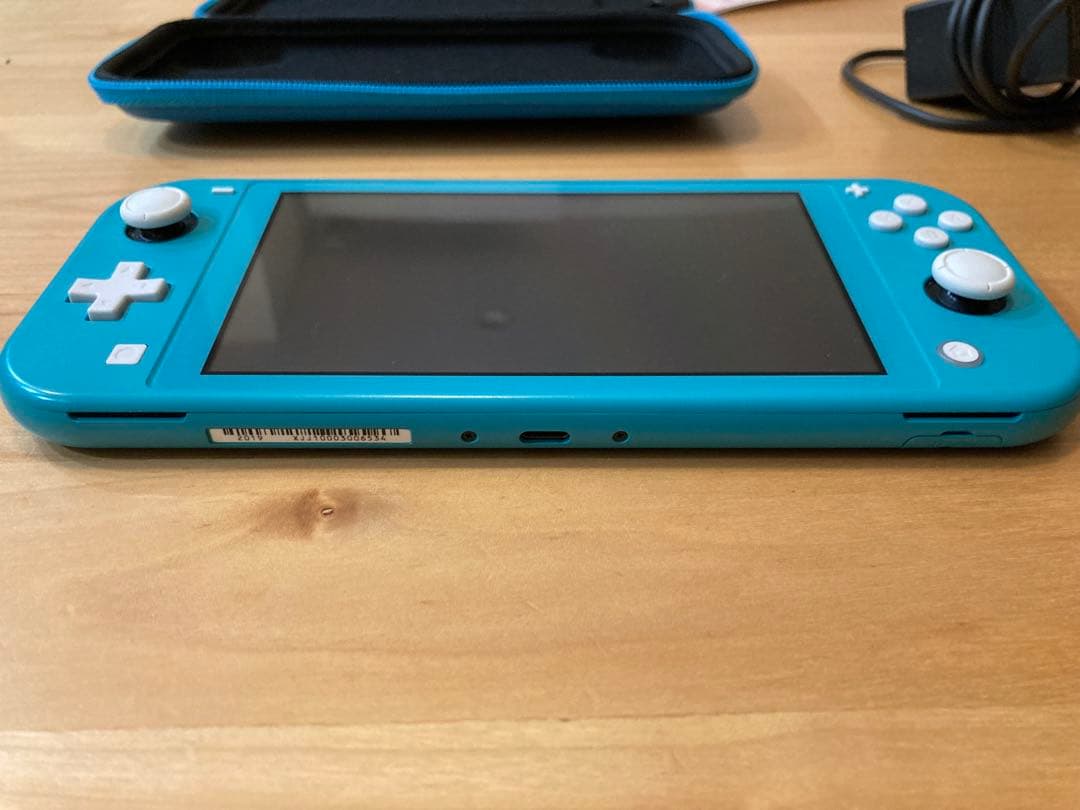 Nintendo Switch Lite ターコイズ 本体　充電器　ケース付き