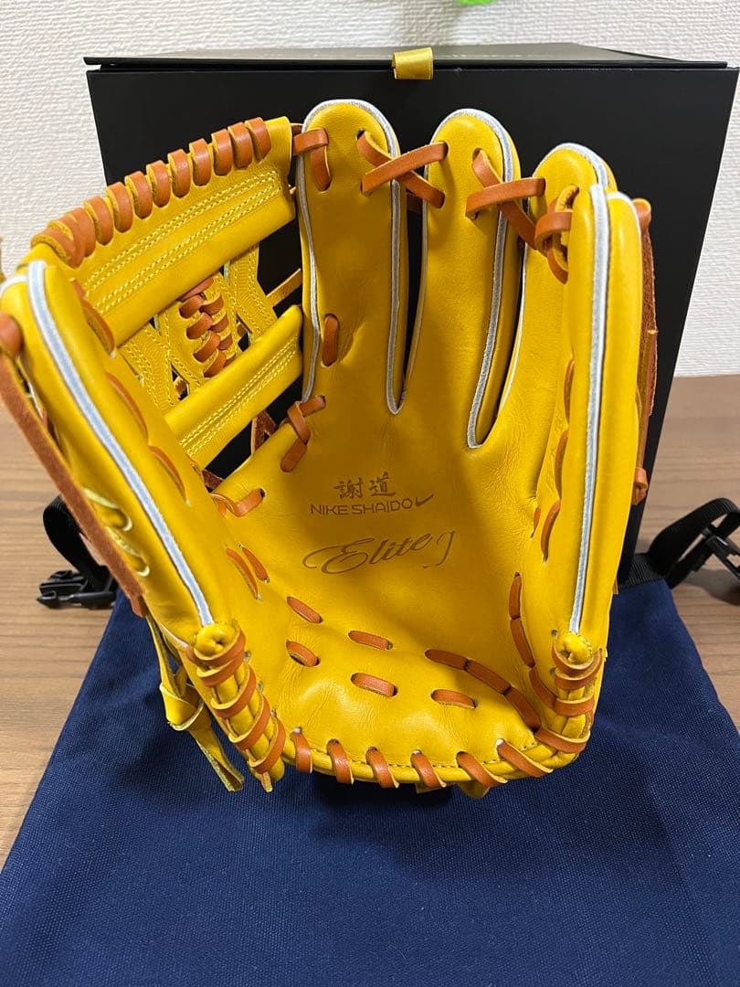日本製 激レア NIKE 硬式グローブ内野手用 SHADO ELITE 謝道
