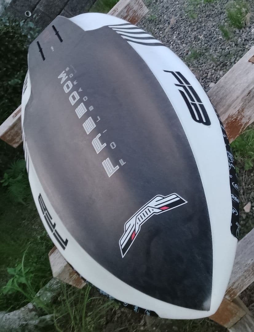 プローンフォイルボード　　45リッター フリーダム　RUBIX