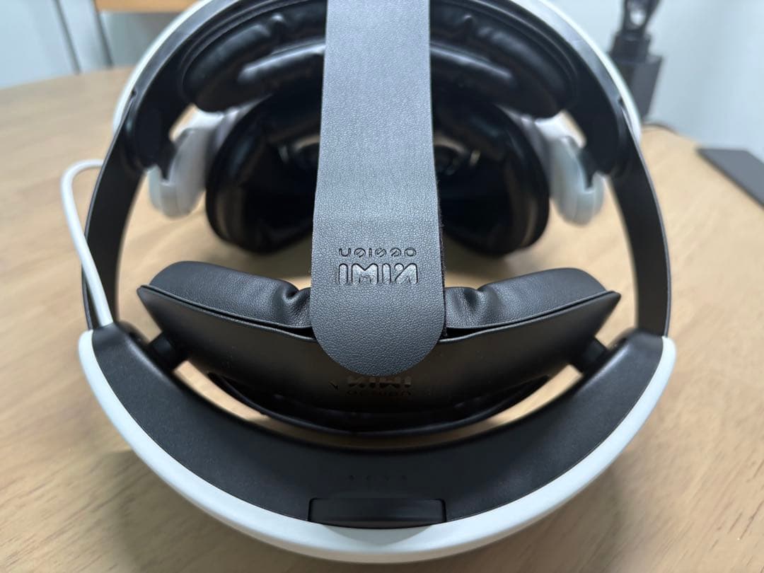  Quest 3S 128GB【20日使用、付属品17,000円相当】