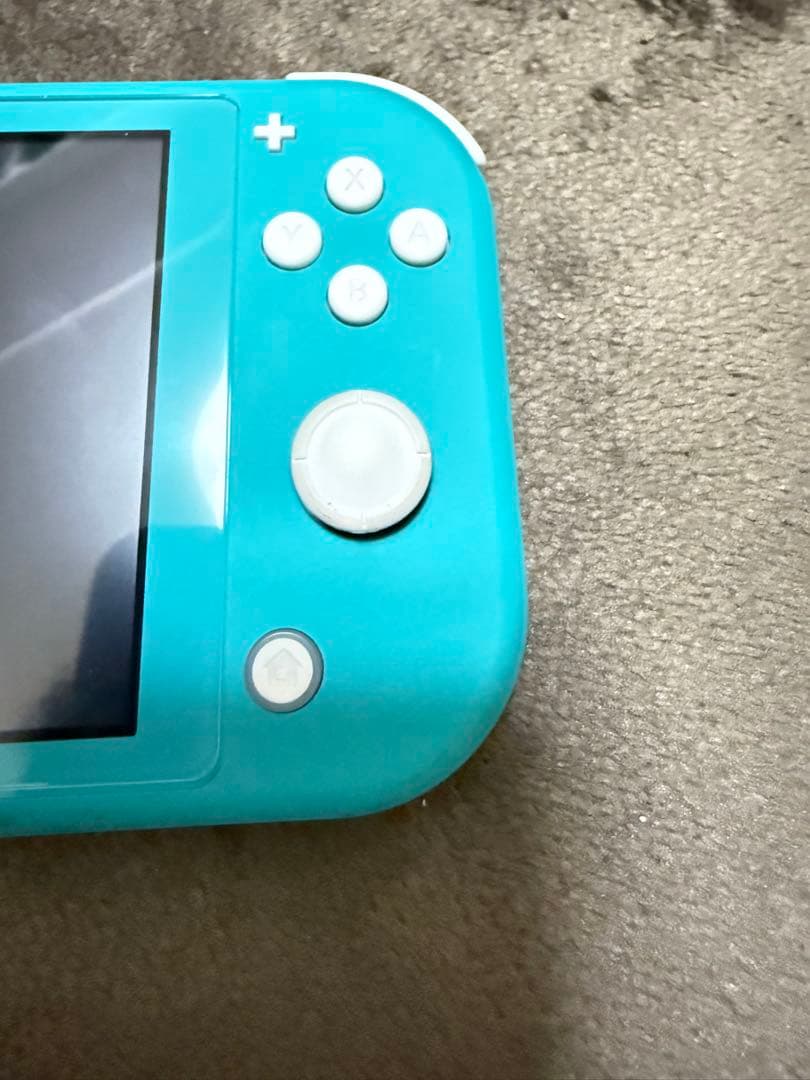 Nintendo Switch Lite + Pokémon Legends