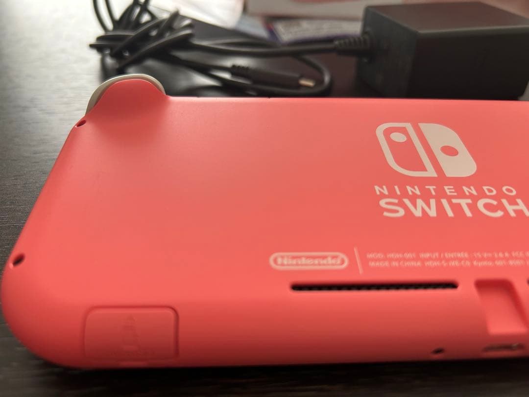 ぽて　　　Nintendo Switch LITE コーラル