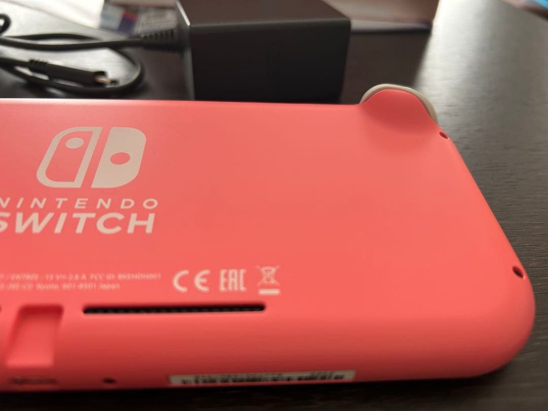 ぽて　　　Nintendo Switch LITE コーラル