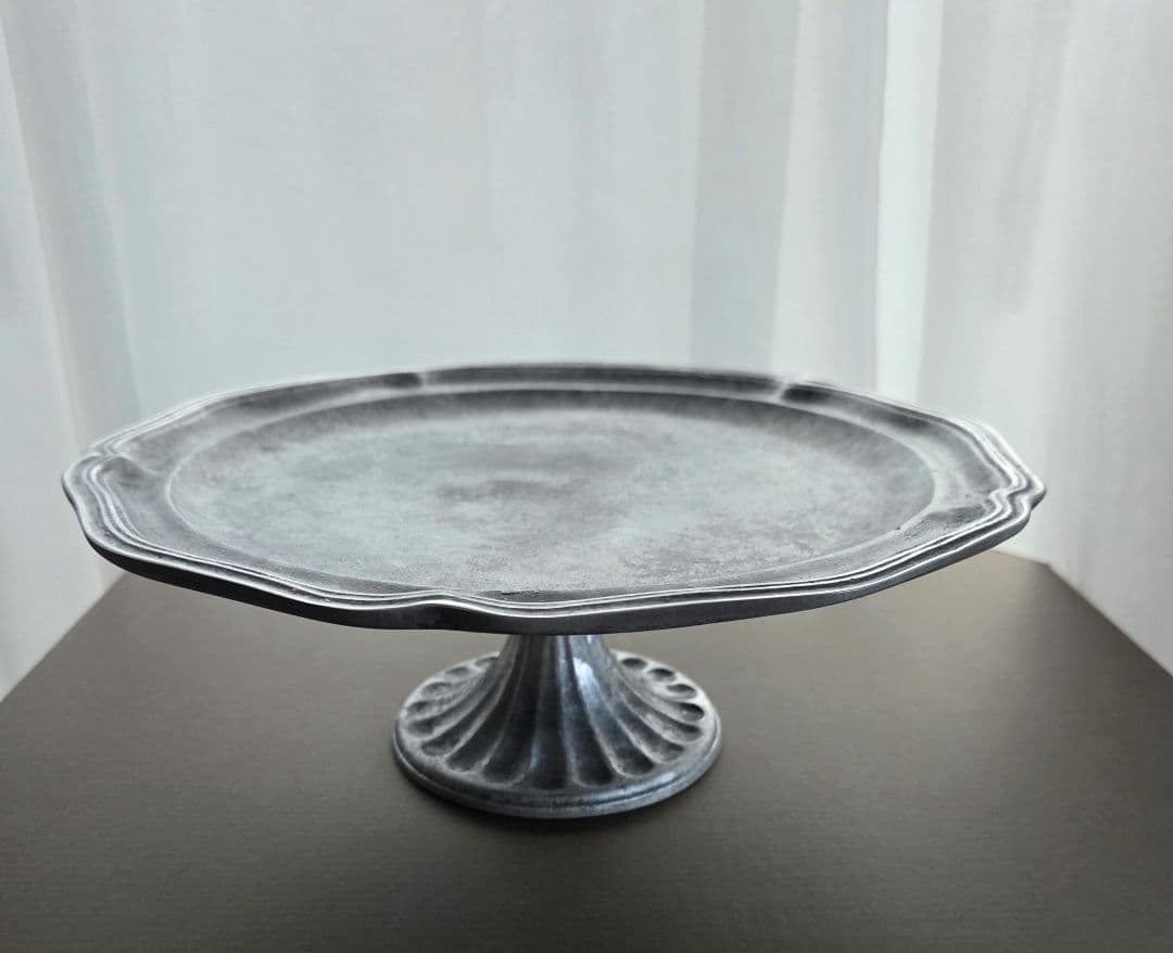 新品 cofe コフェ co+fe 高台プレート 花リム コンポート