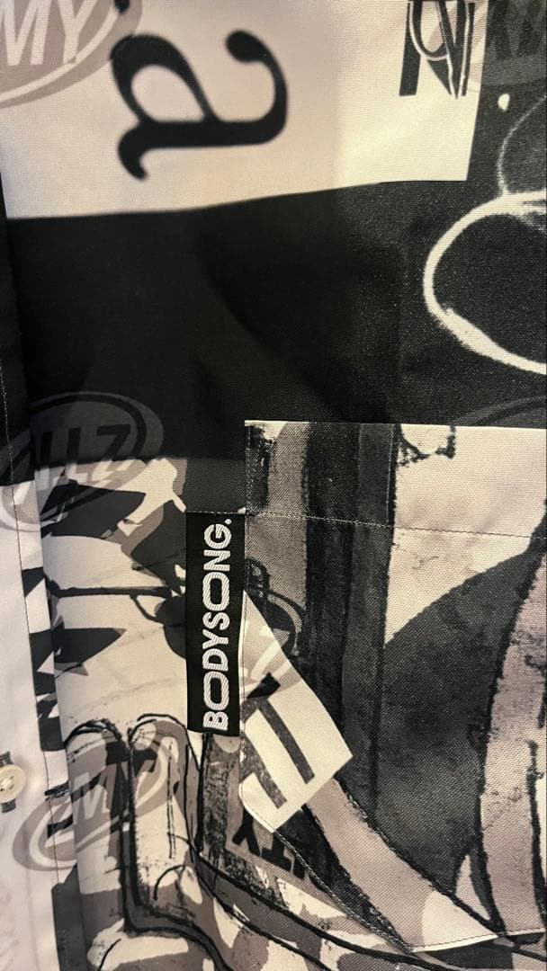 ZUTOMAYO × BODYSONG. コラージュシャツ