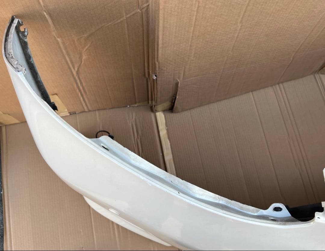 アルファード 20系　前期 フロントバンパー　フォグ2色LED ガーニッシュ付き