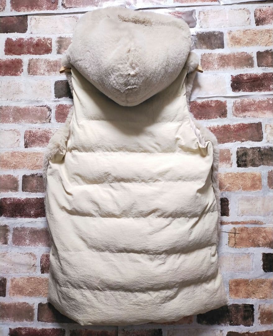 美品 EPOCA THE SHOP フェイク ファー フード 切り替え ベスト