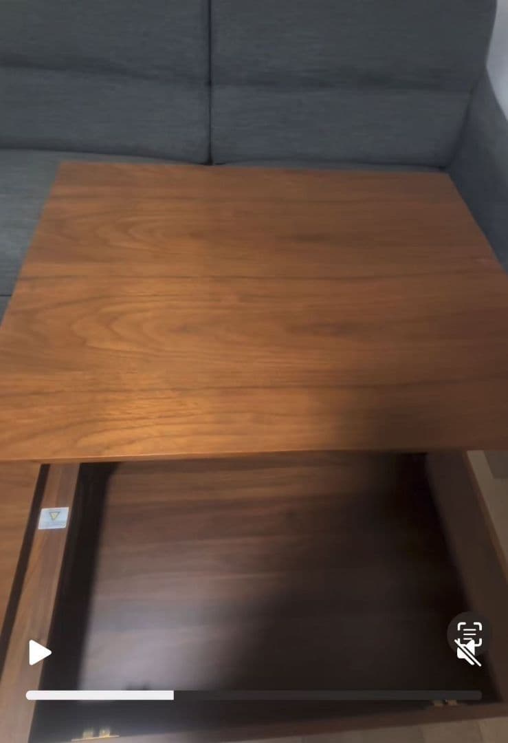 ニトリのブラウン木製昇降式センターテーブル 引き出し付き（引き取りのみ）