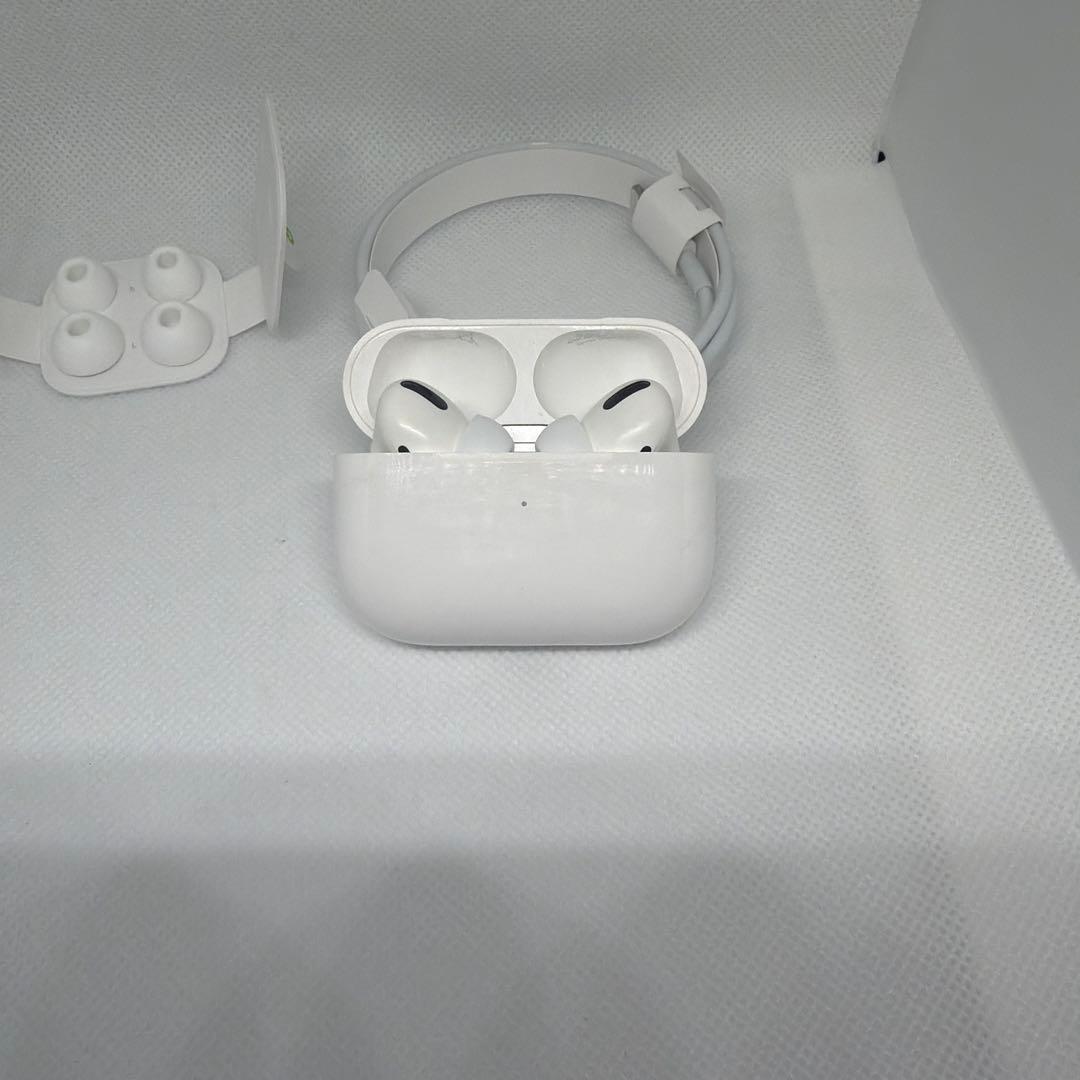 AirPods Pro 純正　第一世代　Lightning