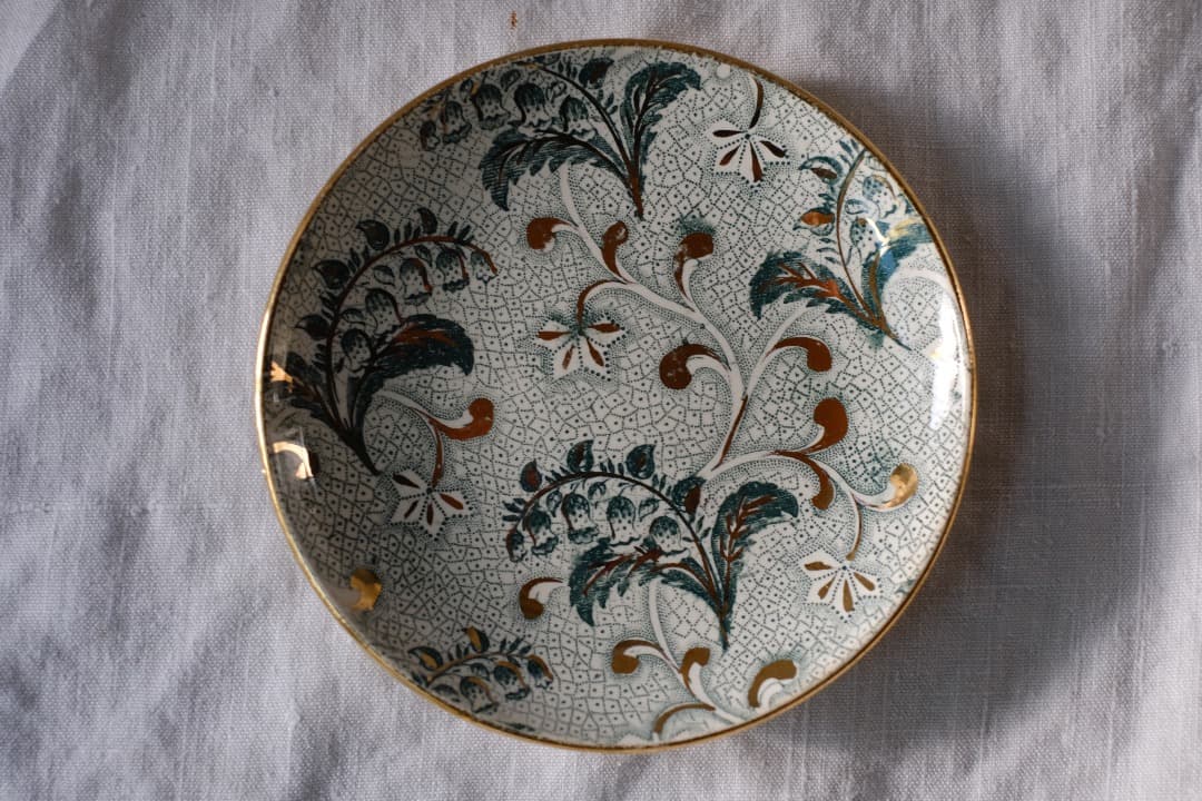 【Holiday Sale】フランスアンティーク｜クレイユ・エ・モントローの小皿