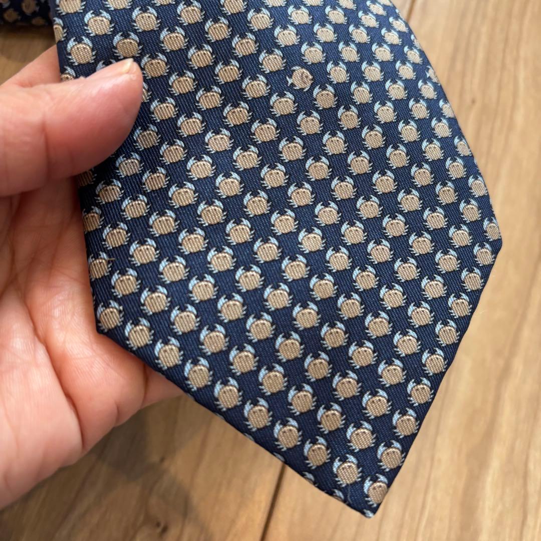 新品　未使用品　ネクタイ HERMES エルメス ネイビー　紺　魚とカニ　海
