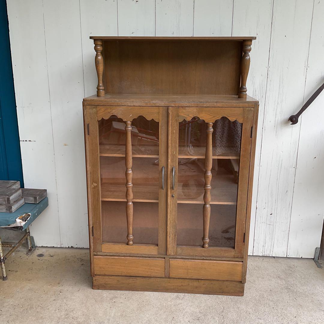 昭和レトロな本棚