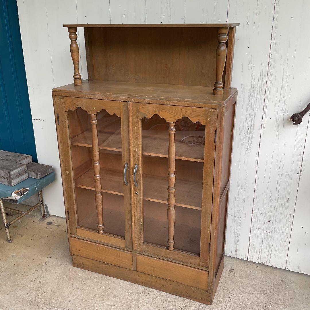 昭和レトロな本棚