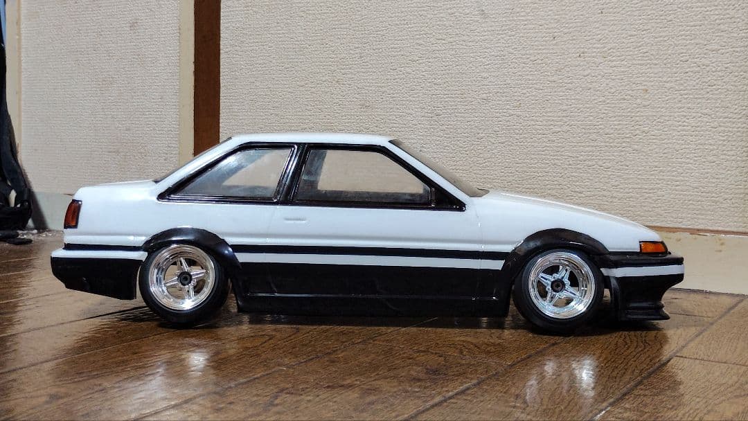 パンドラRC トヨタ AE86 2ドア トレノ パンダ 塗装済みボディ
