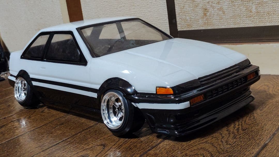 パンドラRC トヨタ AE86 2ドア トレノ パンダ 塗装済みボディ