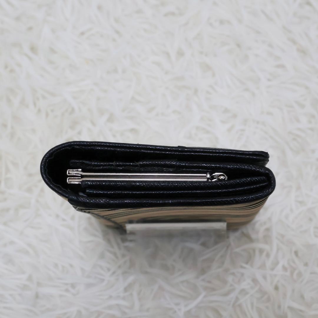 バーバリー　長財布　ブラック　ノバチェック