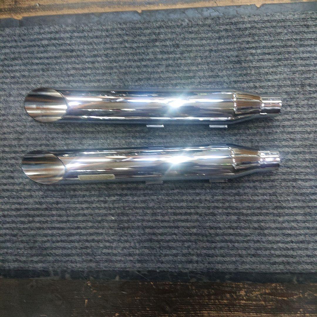 クロームワークス ソフテイル用スリップオンマフラー