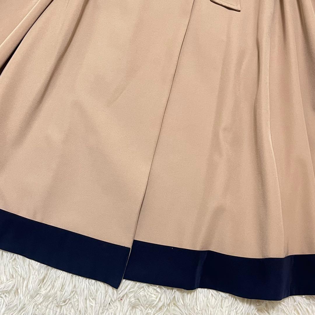 【新品タグ付き✨️】ジェンヌ オードリーフレアトレンチコート Lサイズ