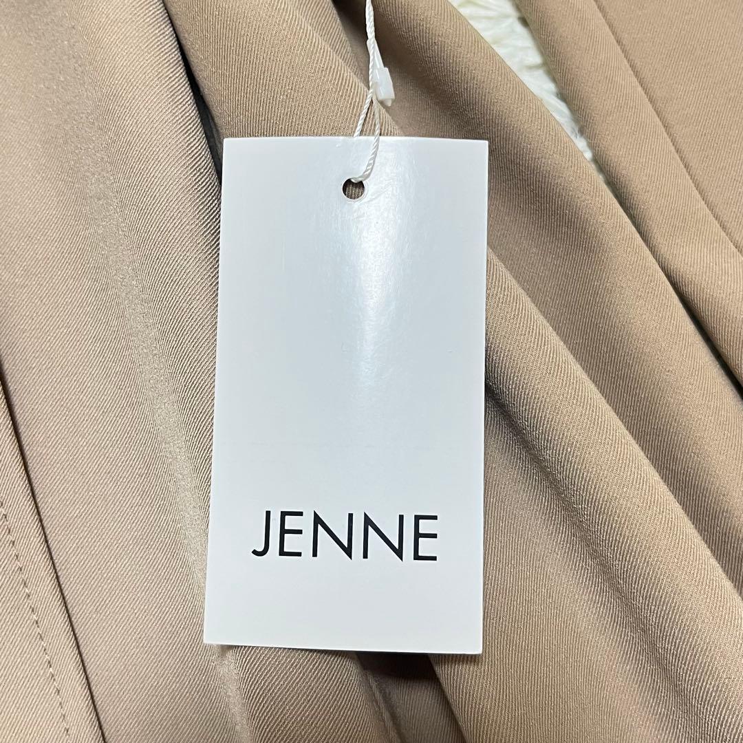 【新品タグ付き✨️】ジェンヌ オードリーフレアトレンチコート Lサイズ