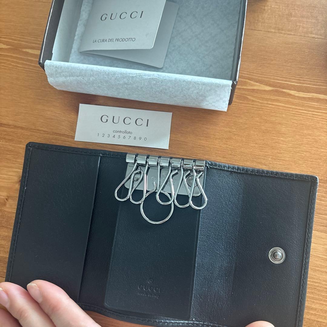 値下げ 新品未使用 GUCCI 黒 キーケース