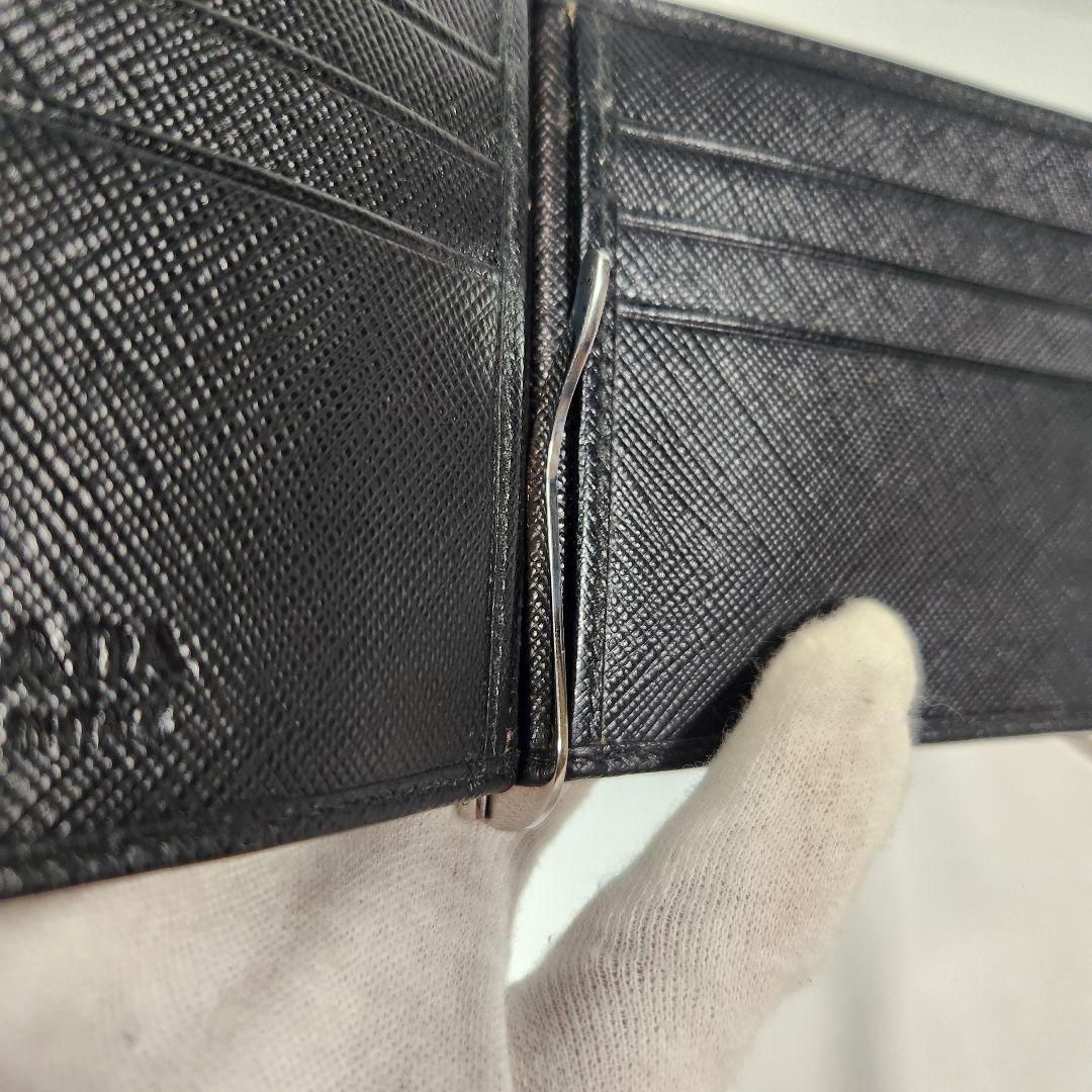 極美品 PRADA マネークリップ ロゴ型押し サフィアーノレザー ブラック