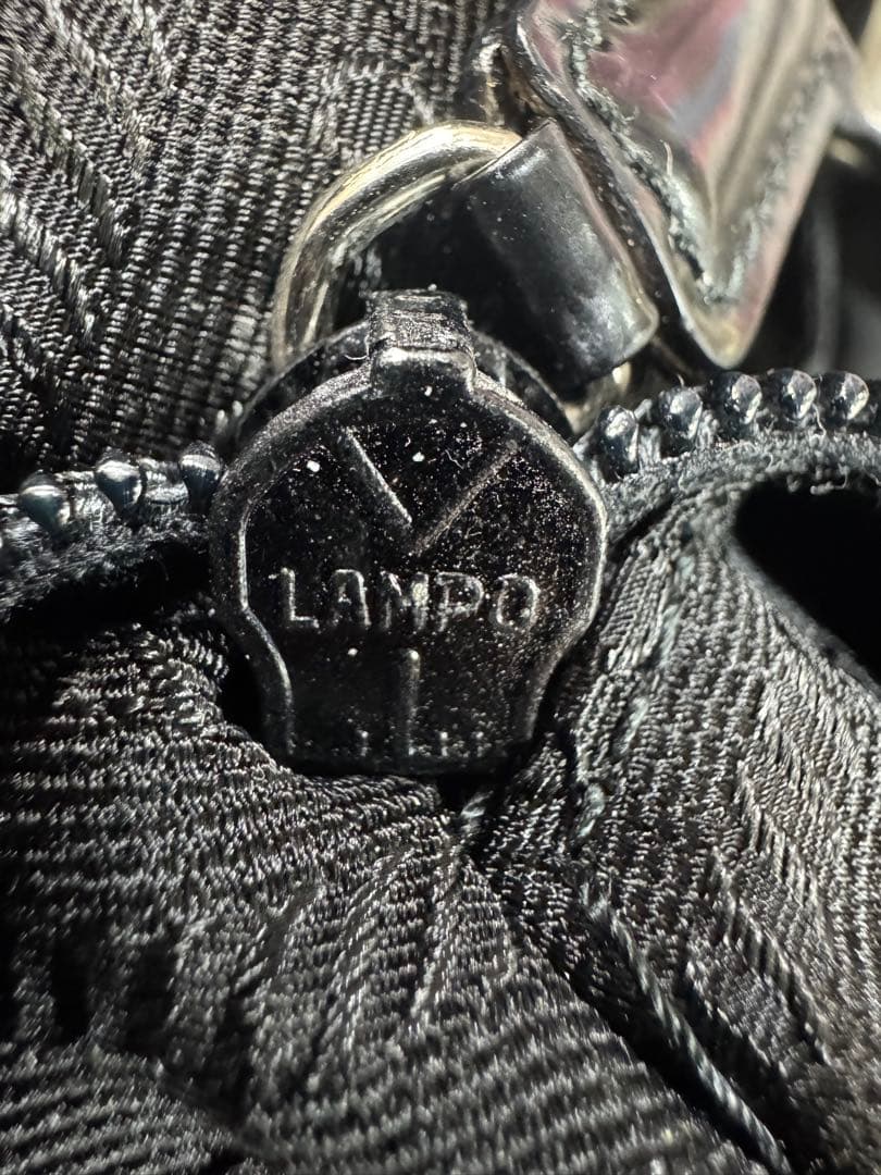 美品 PRADA（プラダ）バックパック デイパック ポコノ 三角ロゴ