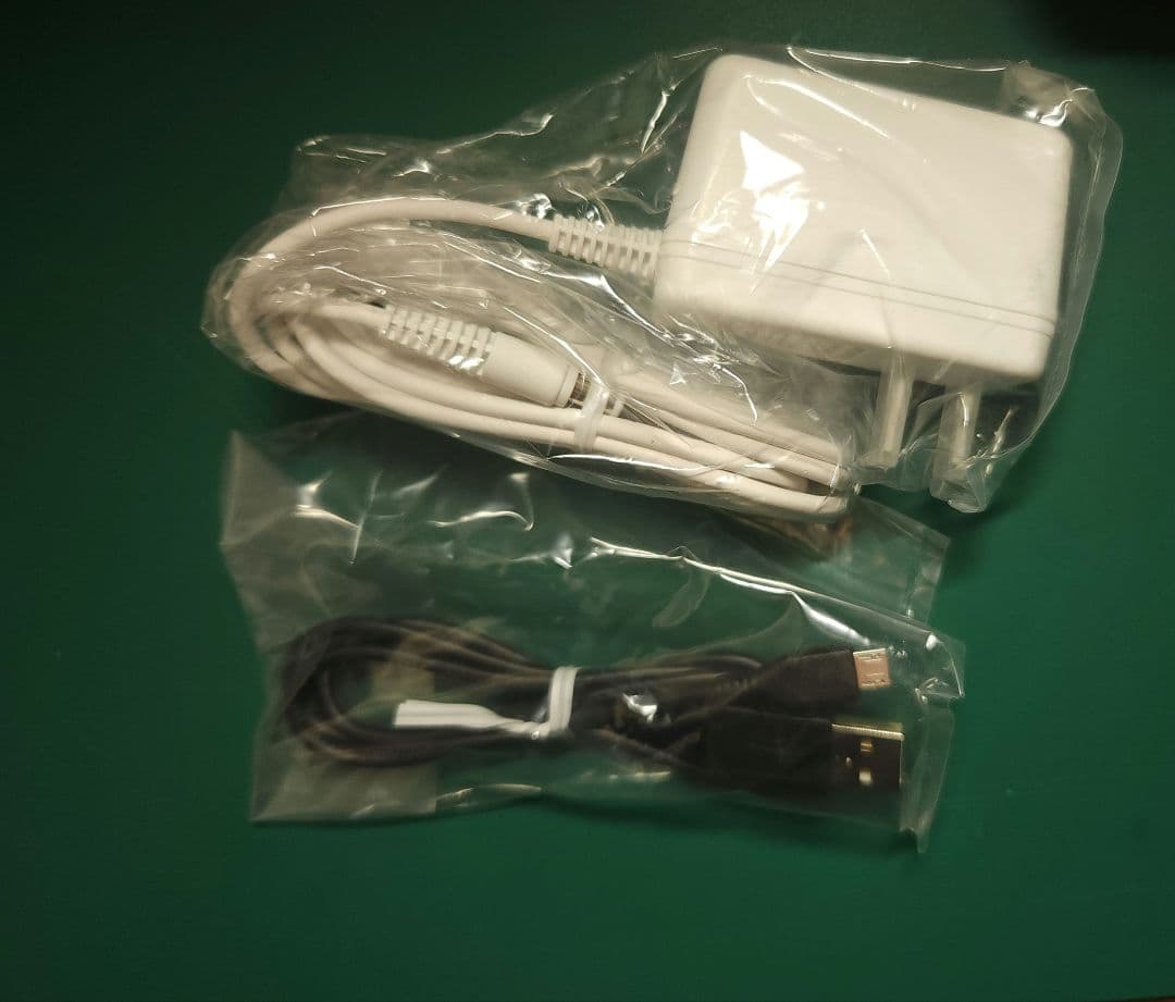 公*o様 docomo F-03D Girls’ ポポティーン未使用