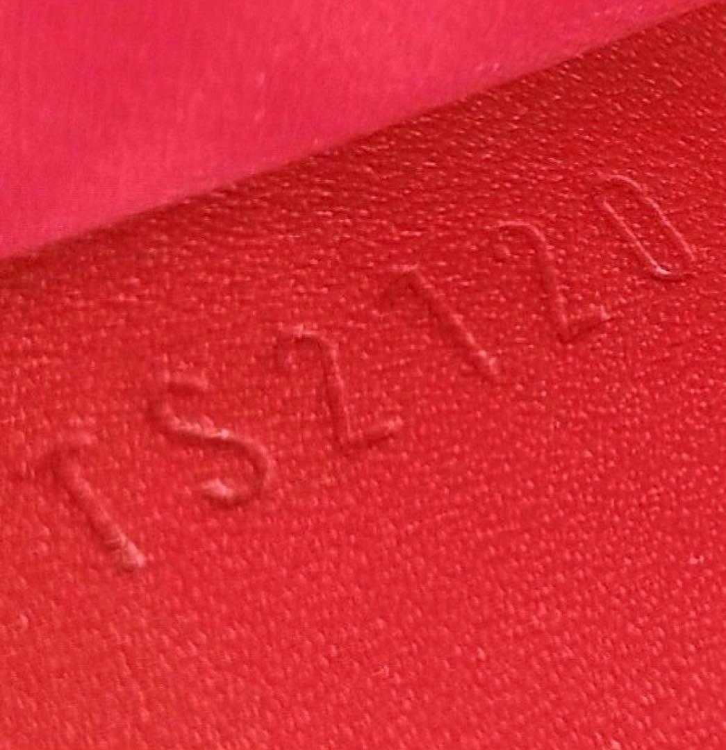 【希少カラー】ルイヴィトン ヴェルニ ポルトフォイユ・サラ ポムダムール