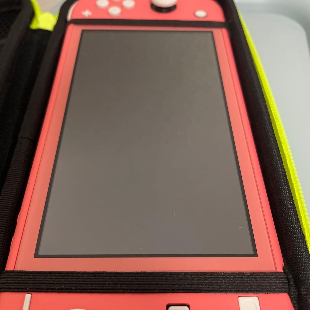 Nintendo Switch Lite ピンク 本体 + 充電器＋ケース付き