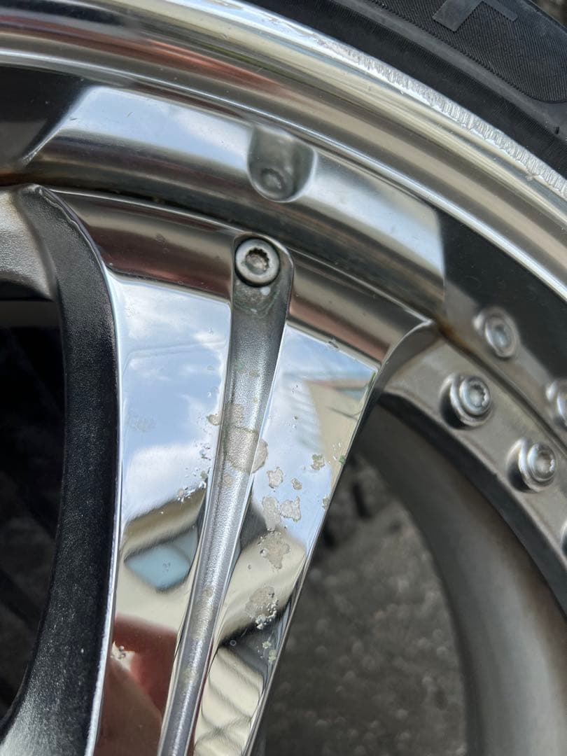 ヴィエナ クラージュ 18インチ 8J+29