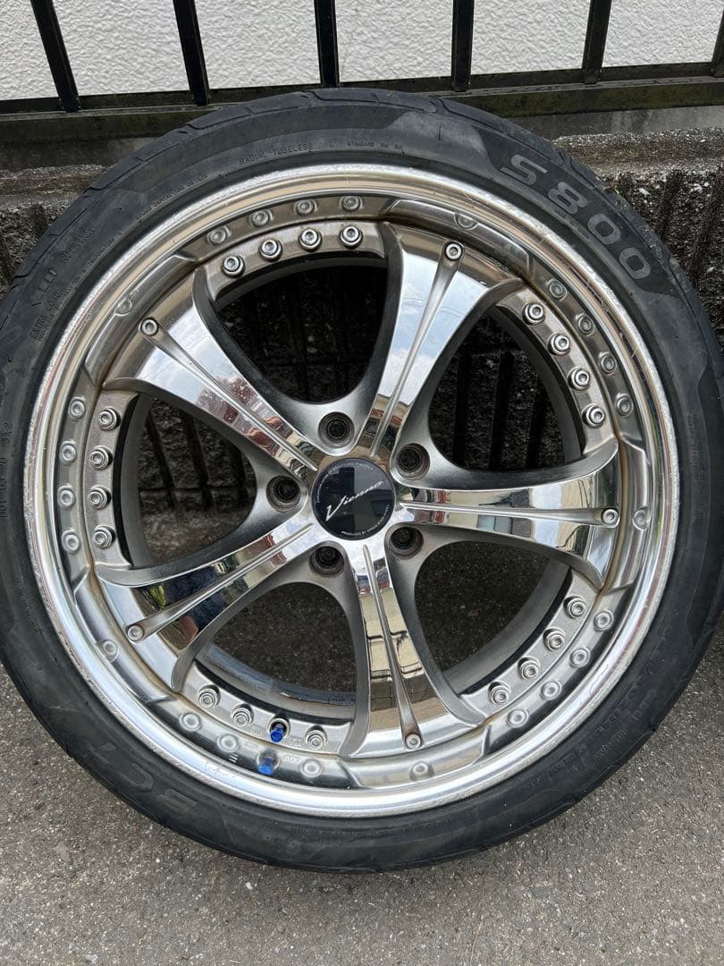 ヴィエナ クラージュ 18インチ 8J+29