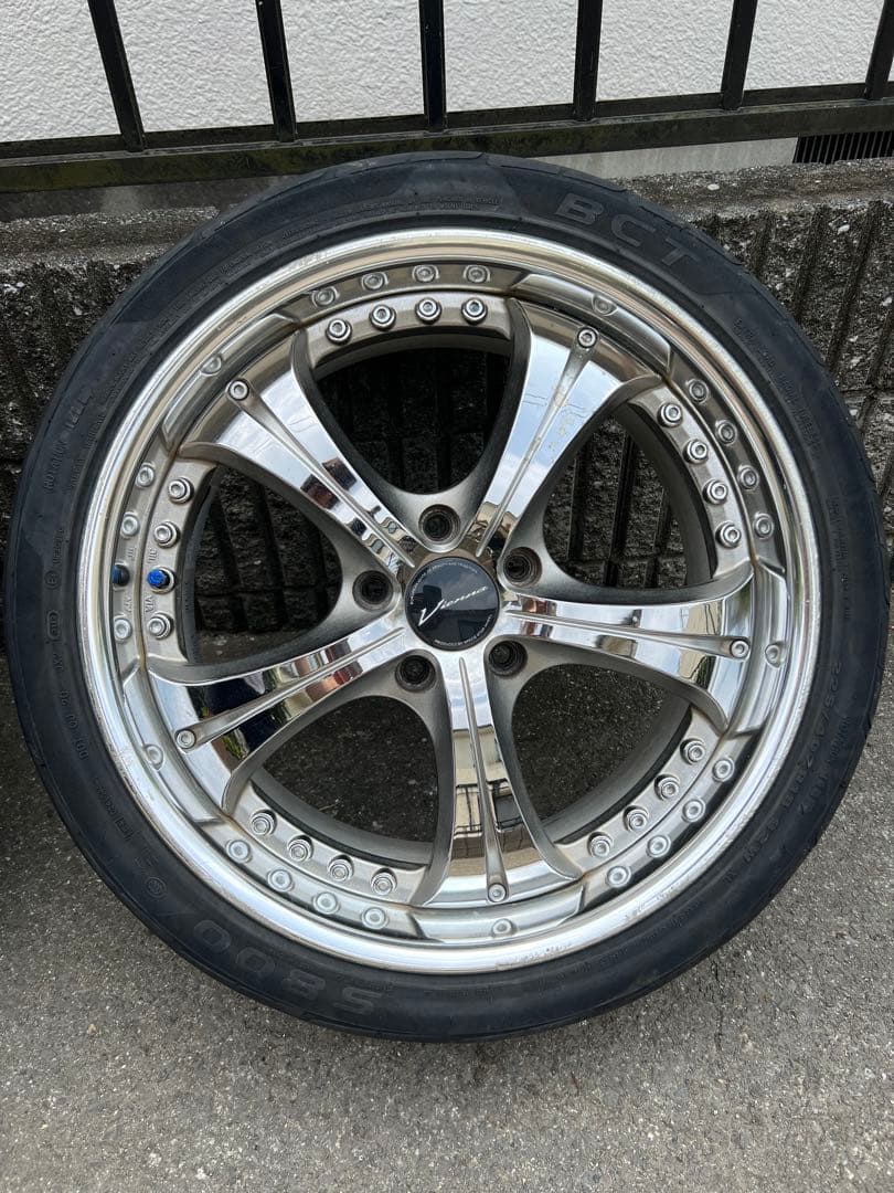 ヴィエナ クラージュ 18インチ 8J+29