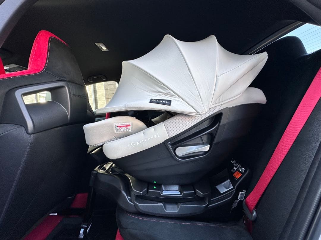 カーメイト エールベベチャイルドシート BFS11A オフホワイト