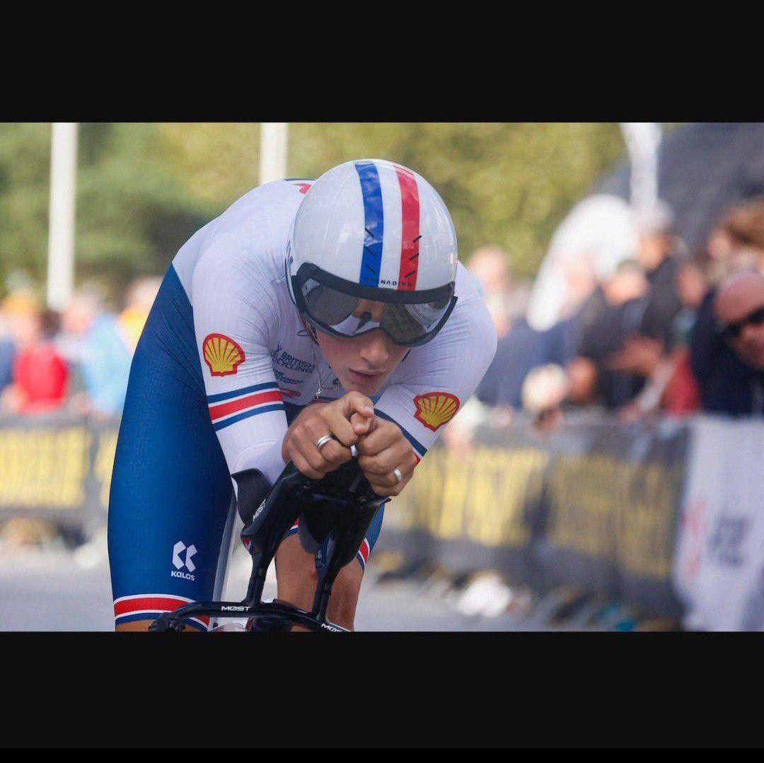 支給品　スキンスーツ　イギリス代表　ナショナルチーム　ワンピース　GBR　M