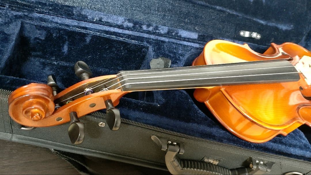 年末セール　ルーマニア製　HORA　REGHIN　バイオリン　1/2　子供用