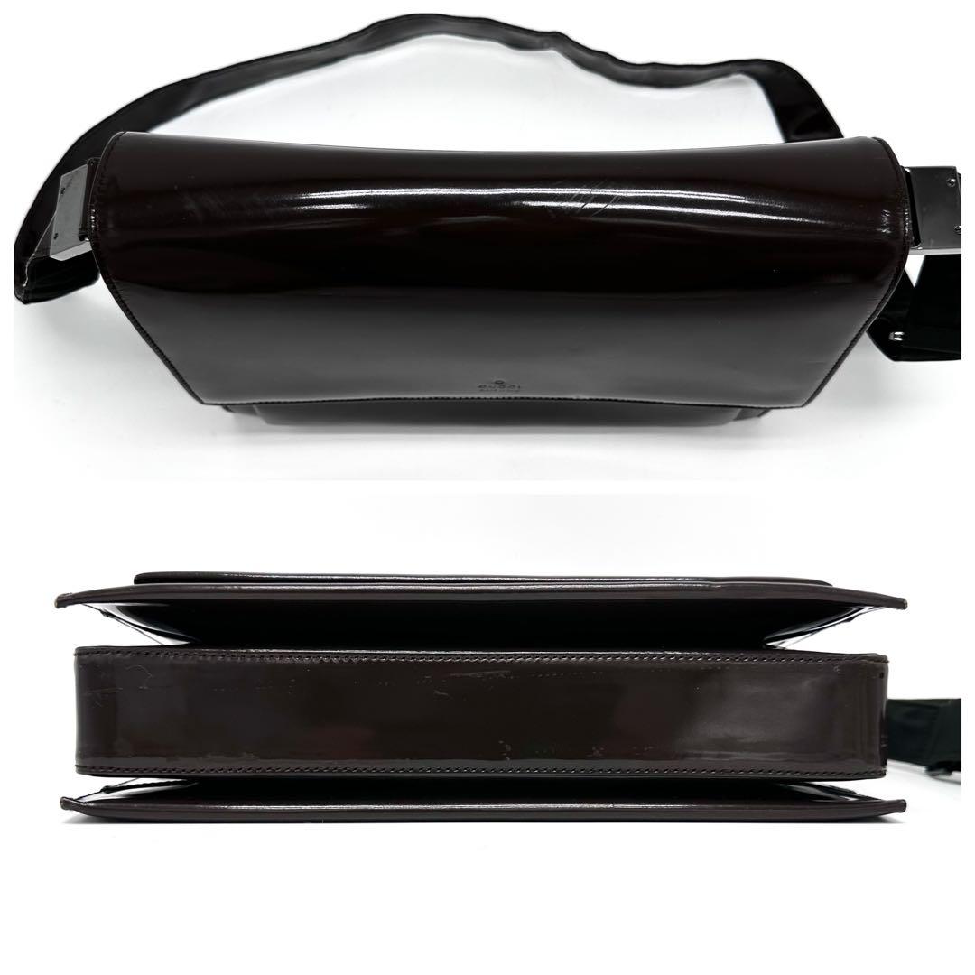 OLD GUCCI ショルダーバッグ ロゴ 金具 パテントレザー ダークブラウン