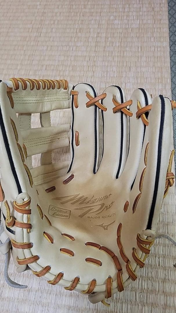 【値下げ！！】【ほぼ未使用】ミズノプロ　mizunopro 軟式グローブ　右投げ