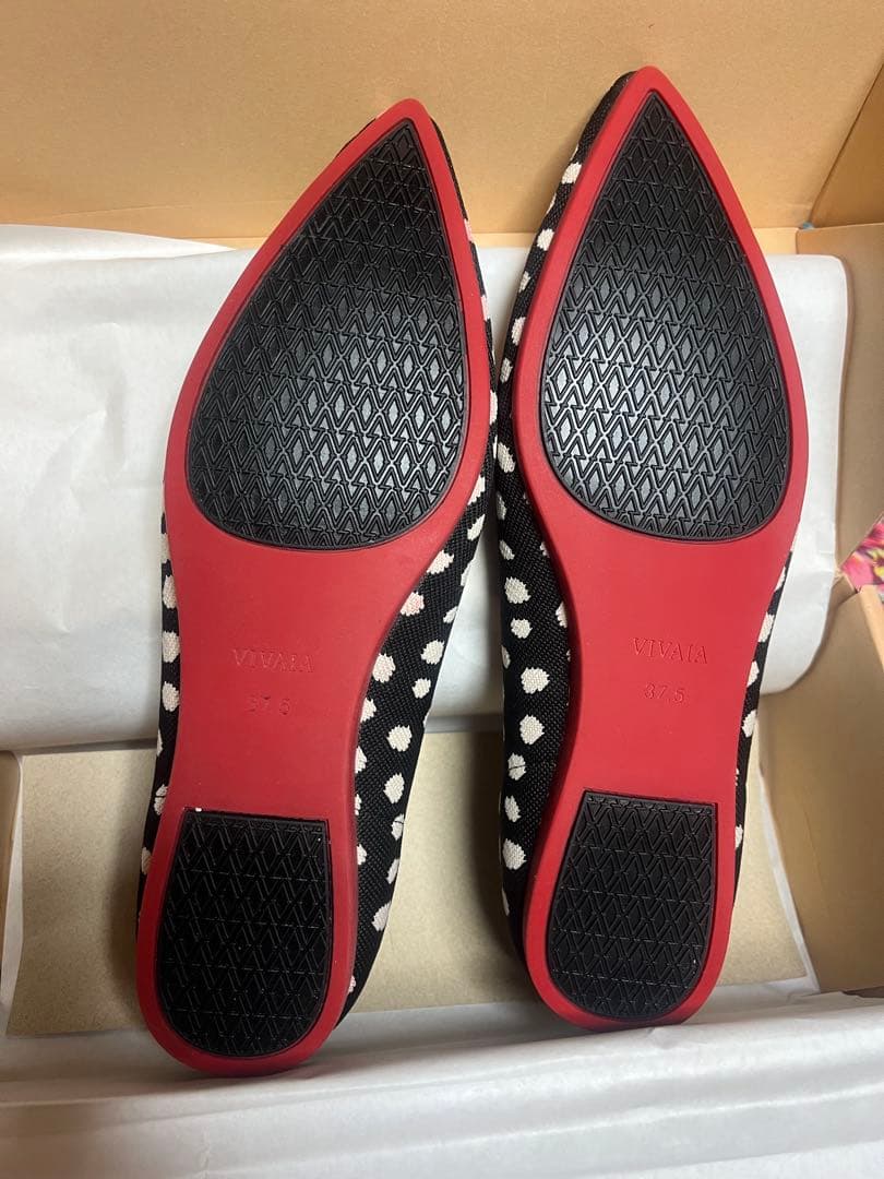 大人気完売　VIVAIA フラットシューズ　サイズ37.5 黒ドット